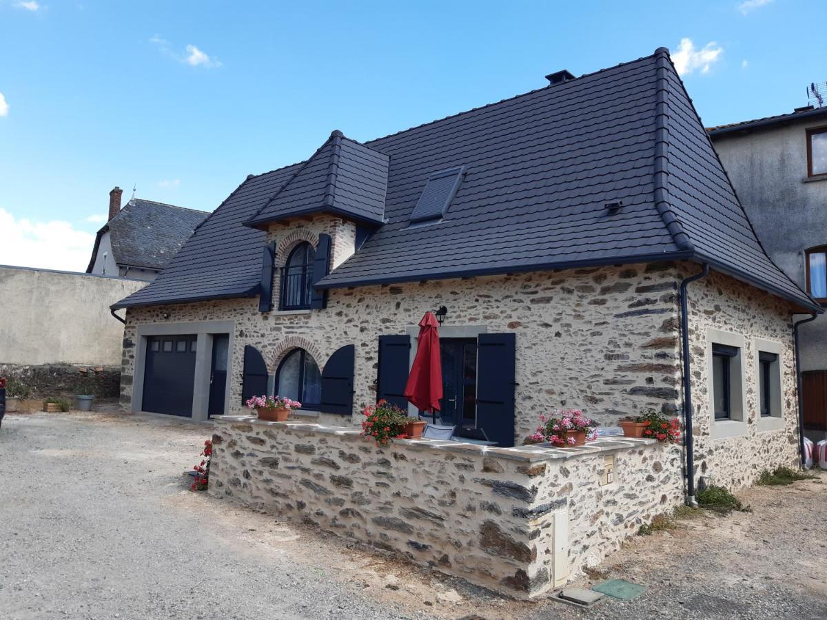 gite de La Carrière Saint-Julien-de-Piganiol Extérieur photo
